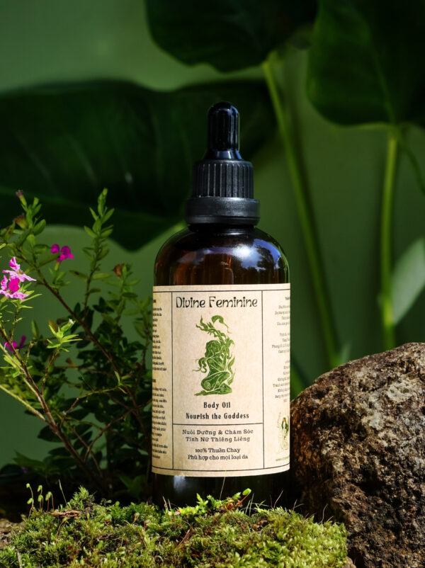 59 Divine Feminne - Body Oil Hương Hoa, Rễ Cây - 100ml